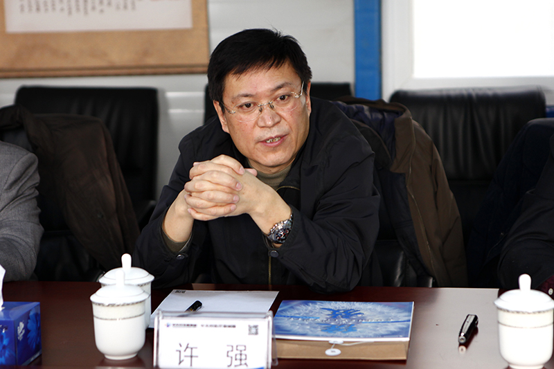 中关村发展集团董事长许强一行调研医疗器械园公司
