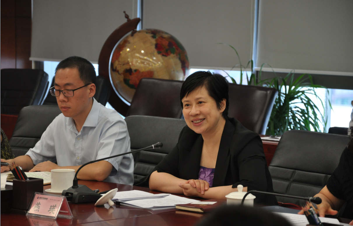 市发改委副主任燕瑛一行到发展集团调研